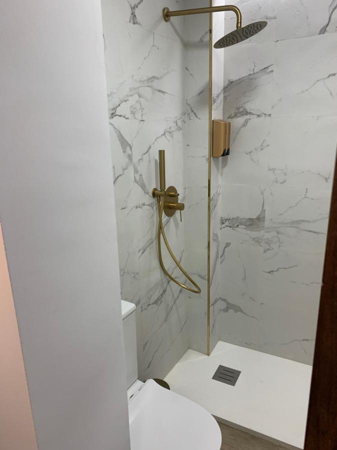 Apartamentos San Pedro กรานาดา ภายนอก รูปภาพ